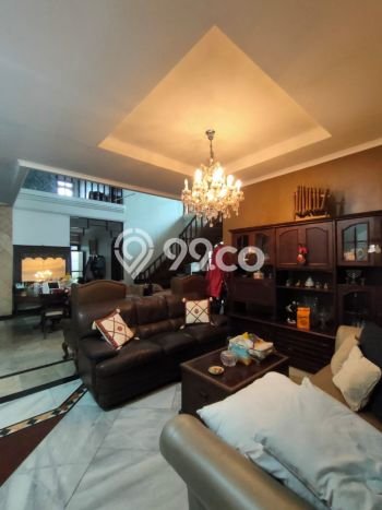 Hunian Elit LB 500m2 Siap Huni Desain Elegan di Bintaro, Jakarta Selatan Hunian Elit LB 500m2 Siap Huni Desain Elegan di Bintaro, Jakarta Selatan