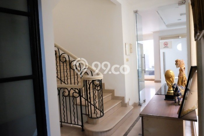 Rumah Elit Modern Siap Huni di Setiabudi Jakarta Selatan Rumah Elit Modern Siap Huni di Setiabudi Jakarta Selatan