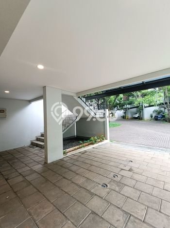 BEST DEAL! Rumah Siap Huni area Lebak Bulus, Luas 232m² Bangunan 312m² BEST DEAL! Rumah Siap Huni area Lebak Bulus, Luas 232m² Bangunan 312m²