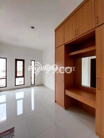 For Sale Rumah Mewah Exclusive di Cilandak, Jakarta Selatan For Sale Rumah Mewah Exclusive di Cilandak, Jakarta Selatan