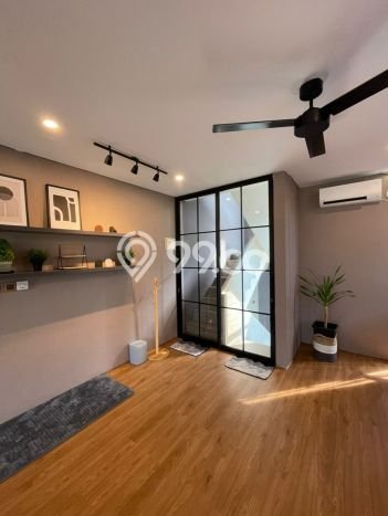 Hunian Elit LB 200m2 Siap Huni Desain Elegan di Pondok Labu, Jakarta Selatan Hunian Elit LB 200m2 Siap Huni Desain Elegan di Pondok Labu, Jakarta Selatan