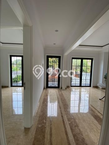 Jual Rumah Luas Elegan Dengan View Cantik di Cipete, Jakarta Selatan Jual Rumah Luas Elegan Dengan View Cantik di Cipete, Jakarta Selatan