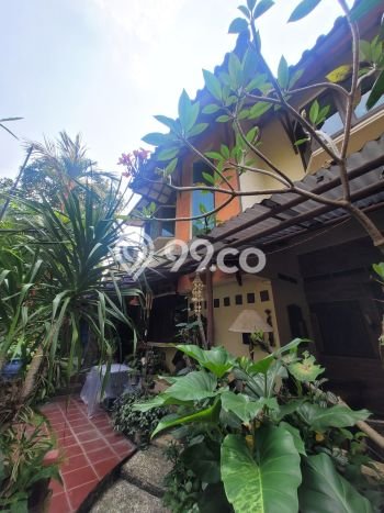 Siap Huni Rumah Mewah 5 Kamar di Kebayoran Baru Dekat ke Mana Pun Siap Huni Rumah Mewah 5 Kamar di Kebayoran Baru Dekat ke Mana Pun