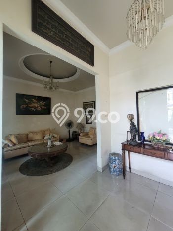 Rumah Mewah LB 300m2 Siap Huni Desain Elegan di Gandaria, Jakarta Selatan Rumah Mewah LB 300m2 Siap Huni Desain Elegan di Gandaria, Jakarta Selatan