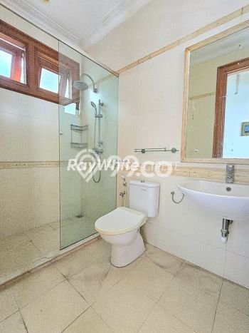 Rumah Luxury Modern Siap Huni di Pondok Indah Jakarta Selatan Rumah Luxury Modern Siap Huni di Pondok Indah Jakarta Selatan