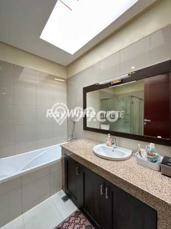 Dijual Rumah Luas Megah Dengan View Cantik di Kemang, Jakarta Selatan Dijual Rumah Luas Megah Dengan View Cantik di Kemang, Jakarta Selatan