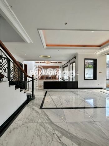 Jual Rumah Mewah Megah Dengan View Cantik di Kuningan, Jakarta Selatan Jual Rumah Mewah Megah Dengan View Cantik di Kuningan, Jakarta Selatan