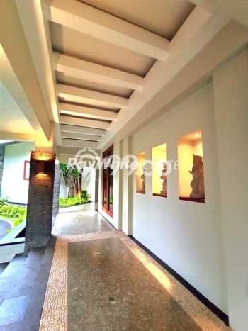 Siap Huni Hunian Elit 4 Kamar di Cilandak Dekat ke Mana Pun Siap Huni Hunian Elit 4 Kamar di Cilandak Dekat ke Mana Pun