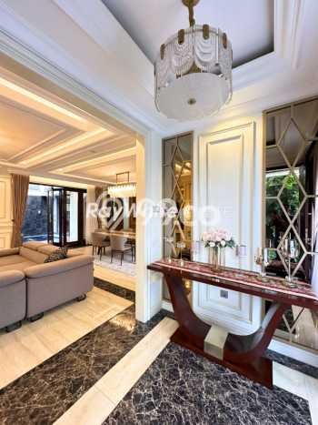 Dijual Rumah Luas Megah Dengan View Cantik di Kemang, Jakarta Selatan Dijual Rumah Luas Megah Dengan View Cantik di Kemang, Jakarta Selatan