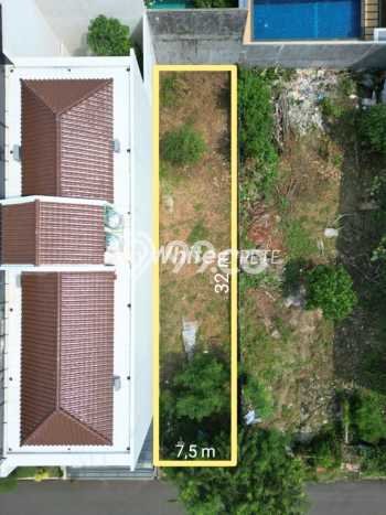Lahan Dijual Lokasi Strategis di Jakarta Selatan dengan Luas 272m2 Lahan Dijual Lokasi Strategis di Jakarta Selatan dengan Luas 272m2