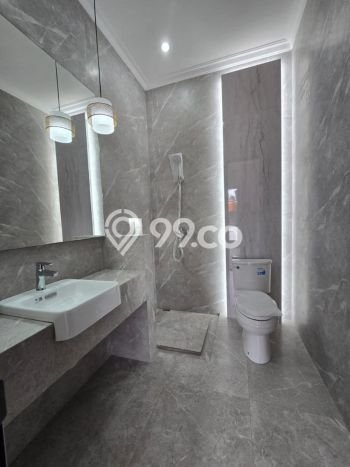 Ready to Use! Premium House LT 255m2 Desain Elegan di Bintaro Ready to Use! Premium House LT 255m2 Desain Elegan di Bintaro