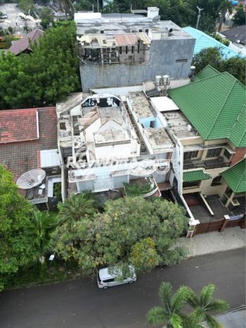 Rumah Luxury Modern Tanpa Renovasi di Pondok Indah Jakarta Selatan Rumah Luxury Modern Tanpa Renovasi di Pondok Indah Jakarta Selatan