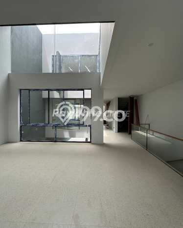 Hunian Mewah LB 450m2 Siap Huni Desain Elegan di Kemang, Jakarta Selatan Hunian Mewah LB 450m2 Siap Huni Desain Elegan di Kemang, Jakarta Selatan