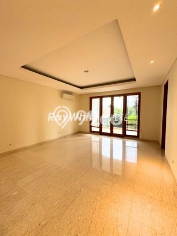 Hunian Mewah LB 600m2 Siap Pakai Desain Elegan di Kemang, Jakarta Selatan Hunian Mewah LB 600m2 Siap Pakai Desain Elegan di Kemang, Jakarta Selatan