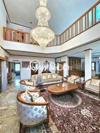 Rumah Elit Modern Siap Huni di Lebak Bulus Jakarta Selatan Rumah Elit Modern Siap Huni di Lebak Bulus Jakarta Selatan