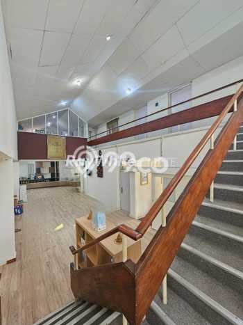 Siap Huni Rumah Mewah 5 Kamar di Kebayoran Baru Dekat ke Mana Pun Siap Huni Rumah Mewah 5 Kamar di Kebayoran Baru Dekat ke Mana Pun