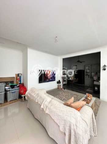 Ready to Use! Premium House LT 200m2 Desain Elegan di Cipete Ready to Use! Premium House LT 200m2 Desain Elegan di Cipete