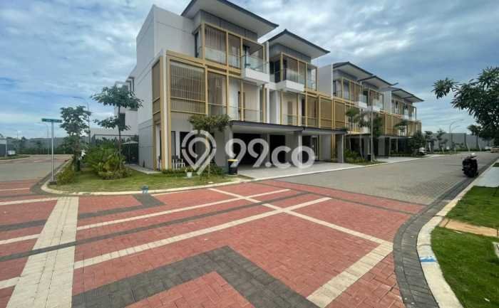 Hunian Mewah LB 255m2 Siap Pakai Desain Elegan di BSD City, Tangerang Hunian Mewah LB 255m2 Siap Pakai Desain Elegan di BSD City, Tangerang