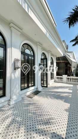 Rumah Elit Modern Tanpa Renovasi di Pondok Indah Jakarta Selatan Rumah Elit Modern Tanpa Renovasi di Pondok Indah Jakarta Selatan