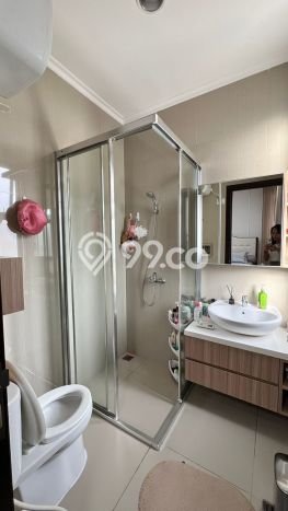Rumah Mewah LB 250m2 Siap Huni Desain Elegan di BSD City, Tangerang Rumah Mewah LB 250m2 Siap Huni Desain Elegan di BSD City, Tangerang