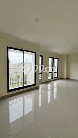 Disewakan! Rumah 3 Kamar Tidur &
2 Kamar Mandi di Gading Serpong, Tangerang Disewakan! Rumah 3 Kamar Tidur &
2 Kamar Mandi di Gading Serpong, Tangerang