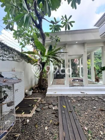 Dijual Hunian Mewah dengan Fasilitas Sekitar Komplit di Cilandak, Jakarta Selatan Dijual Hunian Mewah dengan Fasilitas Sekitar Komplit di Cilandak, Jakarta Selatan