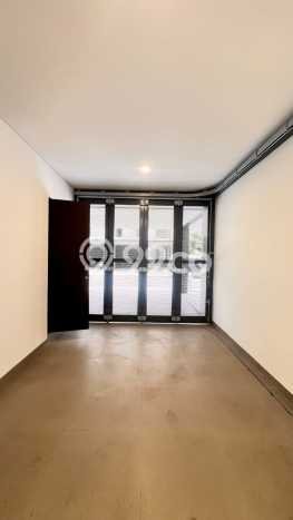 Dijual Rumah Mewah Elegan Dengan View Cantik di BSD City, Tangerang Dijual Rumah Mewah Elegan Dengan View Cantik di BSD City, Tangerang