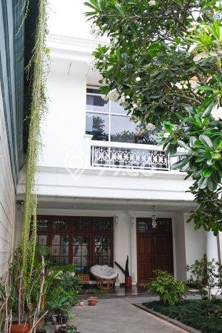 For Sale! Premium House LT 921m2 Desain Elegan di Ragunan For Sale! Premium House LT 921m2 Desain Elegan di Ragunan