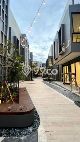 Disewakan Ruko di Pusat Kota Tangerang Ramai Strategis Disewakan Ruko di Pusat Kota Tangerang Ramai Strategis
