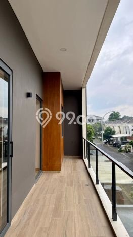 Dijual Rumah Premium dengan Fasilitas Sekitar Lengkap di BSD, Tangerang Selatan Dijual Rumah Premium dengan Fasilitas Sekitar Lengkap di BSD, Tangerang Selatan