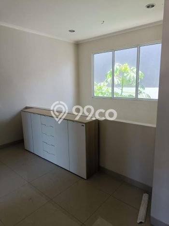 Rumah Mewah Siap Huni LT 128m2 di BSD, Tangerang Selatan Rumah Mewah Siap Huni LT 128m2 di BSD, Tangerang Selatan