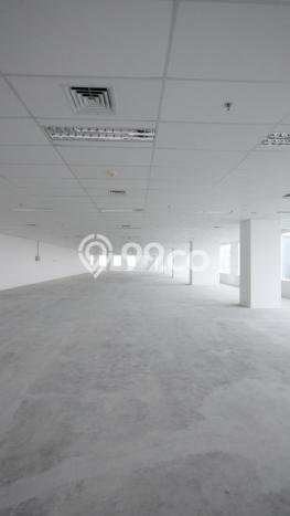 Unit Kantor Disewakan di Tb Simatupang di Area Ramai & Strategis Unit Kantor Disewakan di Tb Simatupang di Area Ramai & Strategis