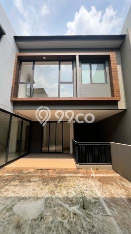 Rumah Luxury Modern Tanpa Renovasi di BSD City Tangerang Rumah Luxury Modern Tanpa Renovasi di BSD City Tangerang