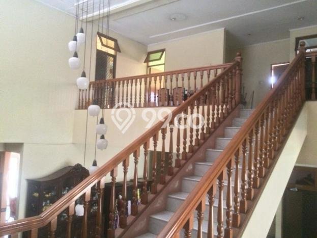 Rumah Eksklusif Dijual LT 1221m2 di Pasar Minggu, Jakarta Selatan Rumah Eksklusif Dijual LT 1221m2 di Pasar Minggu, Jakarta Selatan
