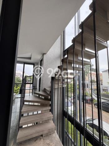 For Sale! Luxury House LT 84m2 Desain Modern di Pantai Indah Kapuk For Sale! Luxury House LT 84m2 Desain Modern di Pantai Indah Kapuk