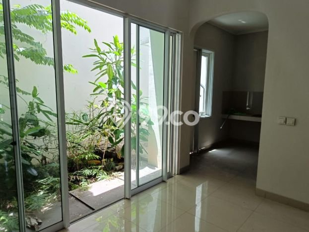Rumah Mewah Siap Huni LT 128m2 di BSD, Tangerang Selatan Rumah Mewah Siap Huni LT 128m2 di BSD, Tangerang Selatan