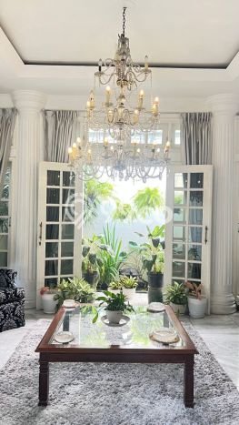Hunian Elit LB 486m2 Siap Pakai Desain Elegan di Pondok Indah, Jakarta Selatan Hunian Elit LB 486m2 Siap Pakai Desain Elegan di Pondok Indah, Jakarta Selatan