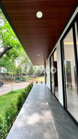 Hunian Mewah LB 416m2 Siap Pakai Desain Elegan di BSD City, Tangerang Hunian Mewah LB 416m2 Siap Pakai Desain Elegan di BSD City, Tangerang