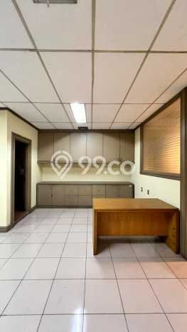 Kantor Usaha Dijual di Menteng Jakarta Pusat LT 886m2 & LB 2500m2 Kantor Usaha Dijual di Menteng Jakarta Pusat LT 886m2 & LB 2500m2