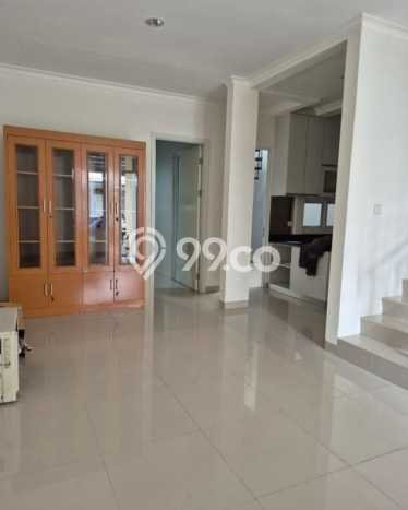 Jual Rumah Strategis Bagus Punya 4 KT di Cakung Jakarta Timur SHM Jual Rumah Strategis Bagus Punya 4 KT di Cakung Jakarta Timur SHM