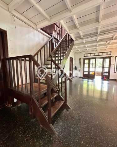 Rumah Mewah Siap Huni LT 1522m2 di Menteng, Jakarta Pusat Rumah Mewah Siap Huni LT 1522m2 di Menteng, Jakarta Pusat