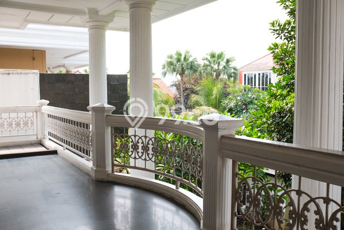 For Sale! Premium House LT 921m2 Desain Elegan di Ragunan For Sale! Premium House LT 921m2 Desain Elegan di Ragunan