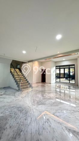 Dijual Rumah Premium dengan Fasilitas Sekitar Lengkap di BSD, Tangerang Selatan Dijual Rumah Premium dengan Fasilitas Sekitar Lengkap di BSD, Tangerang Selatan