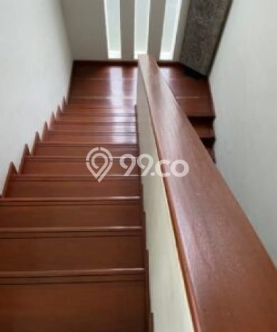 Rumah Elit Modern Tanpa Renovasi di Dago Pakar Bandung Rumah Elit Modern Tanpa Renovasi di Dago Pakar Bandung