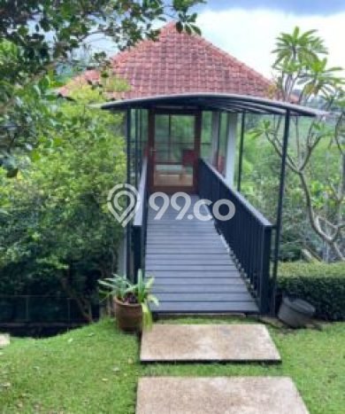Rumah Elit Modern Tanpa Renovasi di Dago Pakar Bandung Rumah Elit Modern Tanpa Renovasi di Dago Pakar Bandung