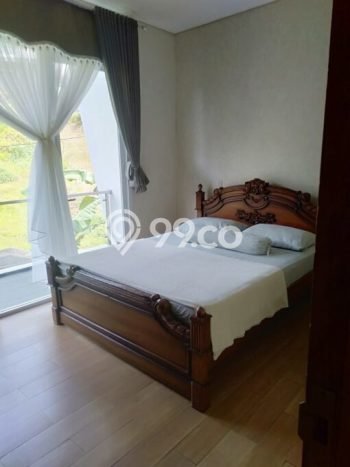 Ready to Use! Premium House LT 220m2 Desain Elegan di Dago Pakar Ready to Use! Premium House LT 220m2 Desain Elegan di Dago Pakar