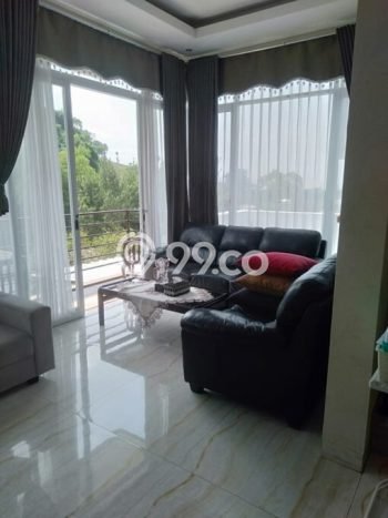 Ready to Use! Premium House LT 220m2 Desain Elegan di Dago Pakar Ready to Use! Premium House LT 220m2 Desain Elegan di Dago Pakar