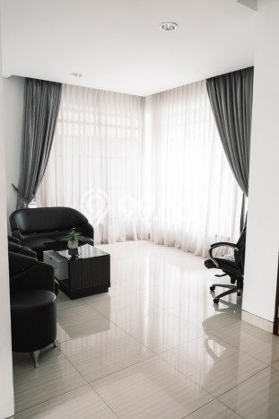 Ready to Use! Premium House LT 288m2 Desain Elegan di Dago Pakar Ready to Use! Premium House LT 288m2 Desain Elegan di Dago Pakar