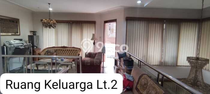 Hunian Elit LB 250m2 Siap Huni Desain Elegan di Pondok Hijau, Bandung Hunian Elit LB 250m2 Siap Huni Desain Elegan di Pondok Hijau, Bandung