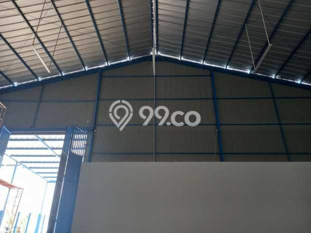 Gudang Disewa di Cikarang Pusat, Bekasi, LT 465m2 / LB 352m2 Gudang Disewa di Cikarang Pusat, Bekasi, LT 465m2 / LB 352m2